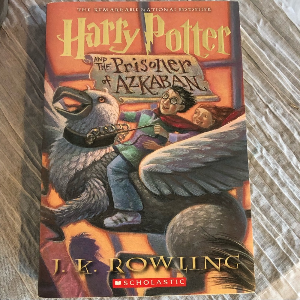 HARRY POTTER #3 Prisoner of Azkaban paperback book & DVD - Picture 4 of 11